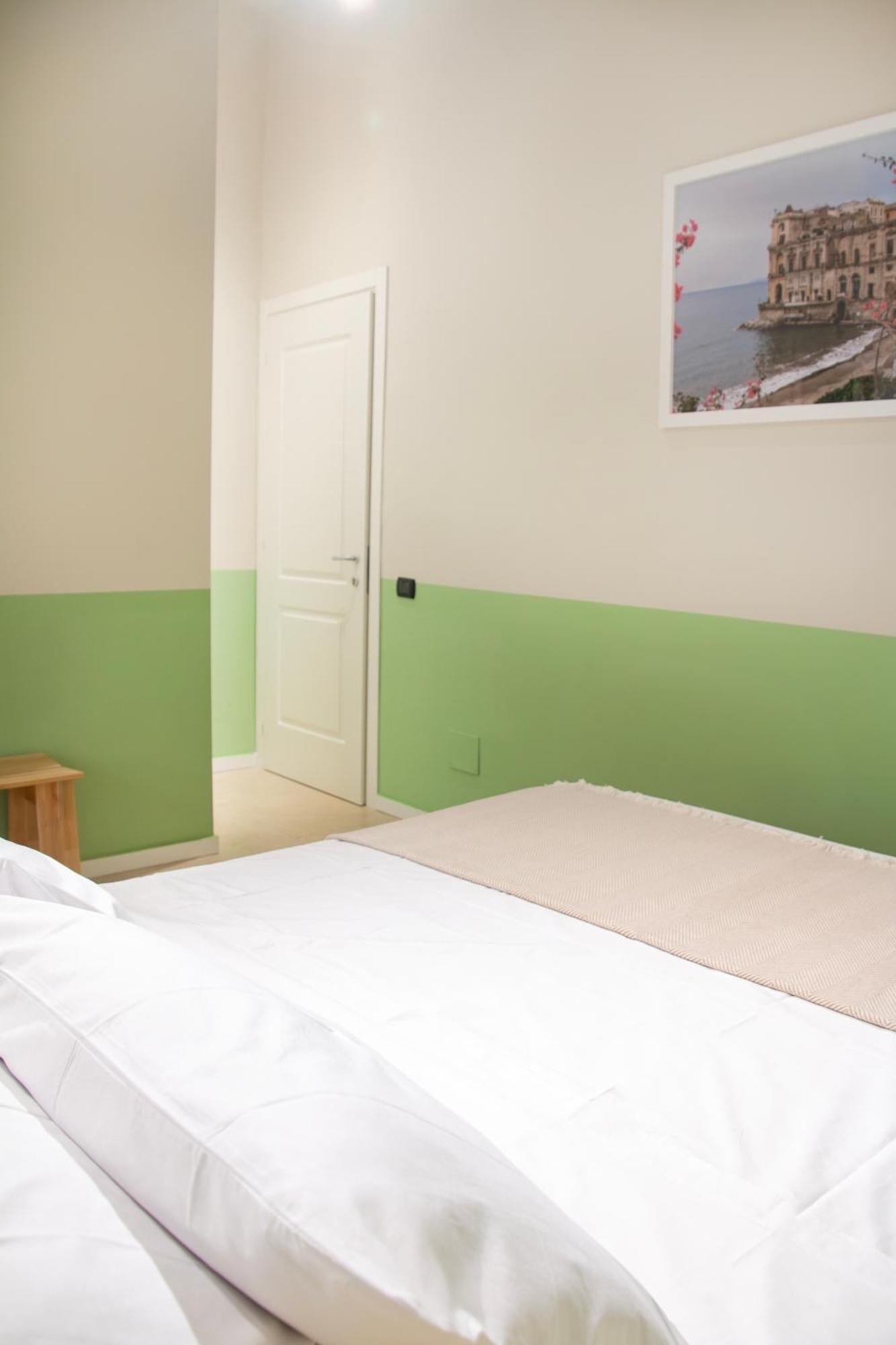 B&B Capriccio Napoli Bagian luar foto